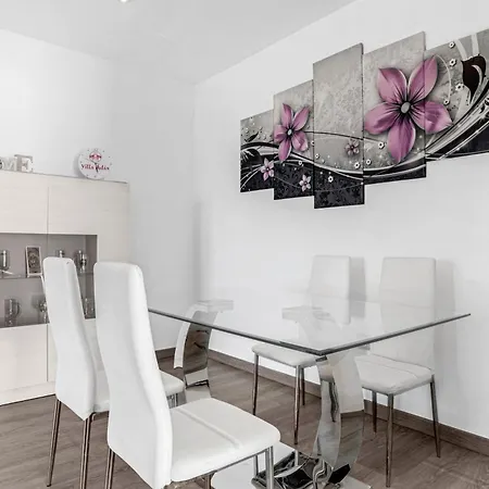 Adan Con Piscina Majestuosa *